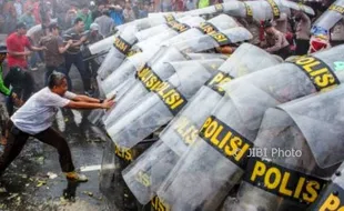 FOTO PILKADA 2018 : Demak Bersiap Hadapi Kerusuhan