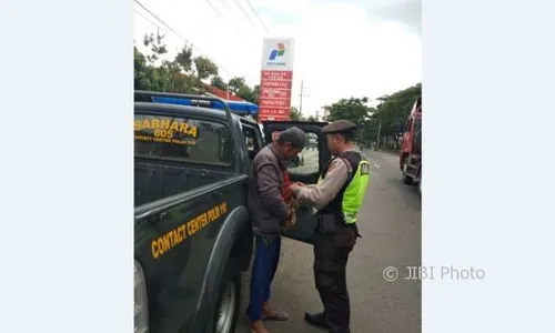 RAZIA PONOROGO : Polisi Tangkap 2 Penderita Gangguan Jiwa Agar Tak Ganggu Kamtibmas