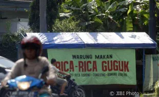 Cerita Keluarga di Solo Hidup dari Jualan Rica-Rica Gukguk selama 4 Generasi