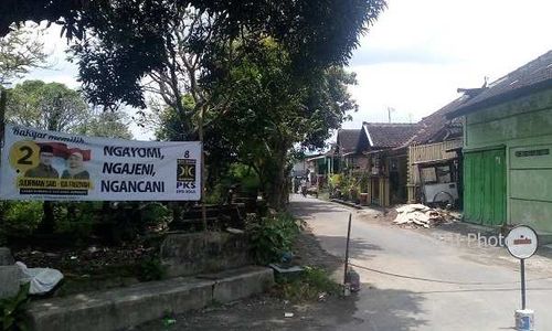 PILGUB JATENG 2018 : Baru Sepekan Lalu Ditertibkan, APK Kembali Marak di Zona Terlarang Solo