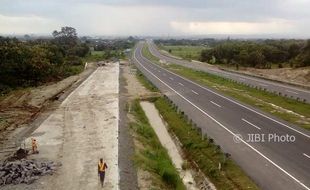 Puncak Kepadatan Kendaraan di Tol Soker Saat Libur Nataru 41.272 Unit/Hari