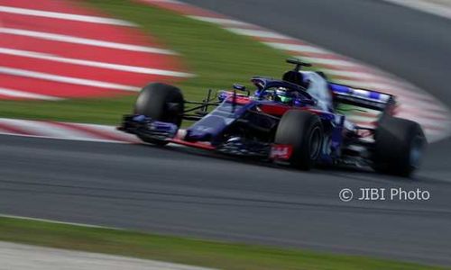 FORMULA 1 2018: Pakai Mesin Honda, Toro Rosso Dibikin Jengkel