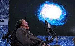 Ini Penyebab Stephen Hawking Belum dapat Nobel