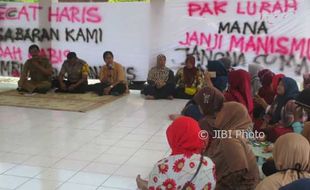 Ditawari Jabatan Staf Pemdes, Begini Respons Kadus Depok yang Digugat Warganya