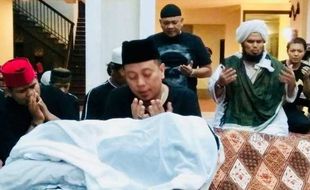 Istri Kedua Opick Meninggal, Istri Pertama Turut Berduka