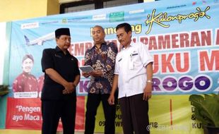 Baca Buku Perpustakaan Cukup Buka HP