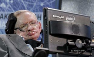 Percetakan di China Terima Pesanan 1 Miliar Buku Stephen Hawking