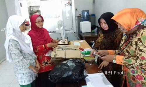 KEBERSIHAN SEMARANG : Giatkan Pengelolaan Sampah, Warga Kalipancur Dirikan Bank Sampah