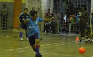 Sadis! Pemain Futsal di Porprov Jatim Ditendang saat Selebrasi Sujud Syukur