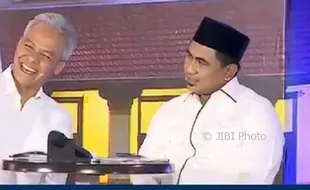 PILKADA 2018 : Ditanya Alasan Pilih Wakil Santri, Ganjar dan Sudirman Salah Fokus