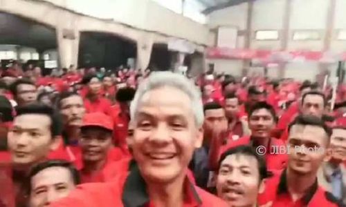 PILKADA 2018 : Ganjar Sebut Kader PDIP Banjarnegara Punya Semangat Menyala