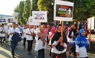 TURN BACK HOAX : Begini Cara Polisi Kudus Ajak Warga Tolak Hoaks