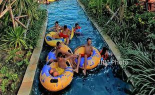 Berenang di Jogja Bay Waterpark Sebelum Jam 11 Siang Hanya Rp50.000