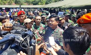 Jenderal Hadi Sebut Pelajar Gunungkidul Calon Presiden dan Panglima TNI