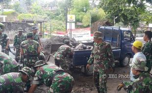 Tak Kenal Waktu, Satgas TMMD di Jogja Tetap Bekerja di Hari Libur