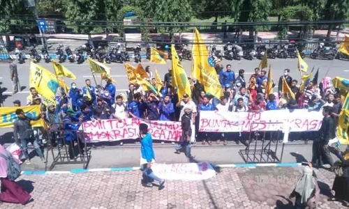 DEMO PONOROGO : PMII Ponorogo Desak Presiden Keluarkan Perppu Pengganti UU MD3