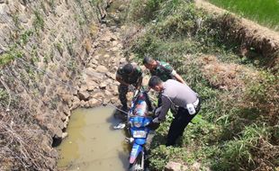 Hindari Jalan Burlubang, Pria Lansia Terjun ke Sungai dan Meninggal