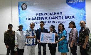 50 Mahasiswa Undip Peroleh Beasiswa BCA, Satu Orang Rp10 Juta