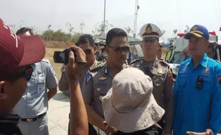 Polisi Olah TKP Tewasnya 5 Orang pada Kecelakaan Maut di Tol Pejagan-Pemalang