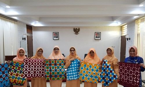 Dharma Wanita Kota Magelang Dibekali Teknik Membatik Sibori, Ini Tujuannya…