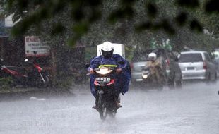 Maret Jadi Puncak Musim Hujan di Klaten, Warga Diminta Waspada