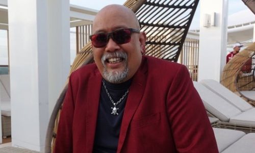 Diundang ke Pernikahan Kaesang-Erina, Indro Warkop Beli Batik