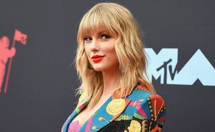 Lirik Lagu Willow - Taylor Swift