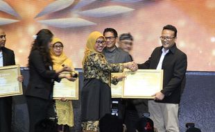 Bawaslu Jateng Sabet 2 Penghargaan Bawaslu Award