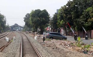 Info! Perlintasan Sebidang KA di Depan Bandara Adisutjipto Ditutup Rabu Besok