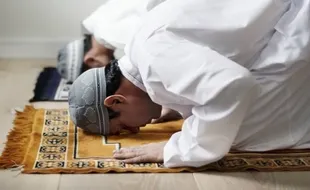 Doa dan Zikir setelah Salat Witir Sesuai dengan Urutannya