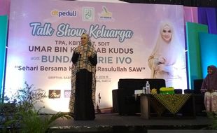 Astrie Ivo Talk Show Keluarga di Kudus, Ini Pesannya…