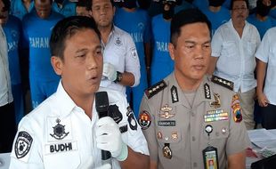 Polda Jateng Ungkap Praktik Prostitusi di Tempat Karaoke & Panti Pijat Semarang