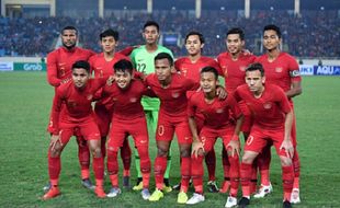 Sambil Goyang, Bintang Porno Norwegia Dukung Timnas Indonesia di SEA Games 2019