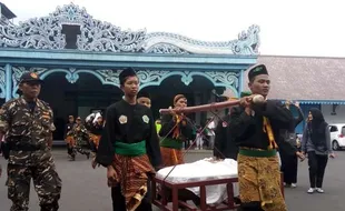 Tak Melulu Komersial, Ini Daftar Ritual Sekaten di Keraton Solo