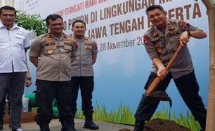 Kapolda Awali Penghijauan Kantor Polisi di Jateng