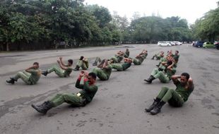 Personel Linmas dan Satpol PP Kota Solo Segera Dapat Seragam Baru