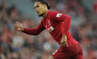 Menimbang Pengganti Van Dijk di Jantung Pertahanan Liverpool