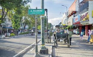 Sekarat, PKL Malioboro Jogja Berharap Diizinkan Dagang Lagi