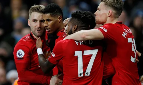 Disaksikan 10.000 Penonton di Old Trafford, Manchester United Diimbangi Fulham 1-1