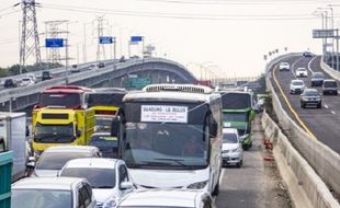 Jalur Darat Diprediksi Favorit Nataru di Jateng, Jalur Udara Menurun