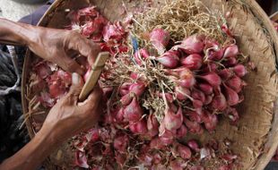 Lebaran, Harga Bawang Merah di Sragen Tembus Rp45.000/kg