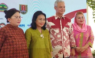 Di Kota Lama Semarang, Menteri PPPA Buka Pameran Hari Ibu