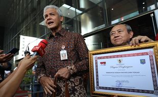 Hari Antikorupsi, Jateng Raih Penghargaan Kemendagri