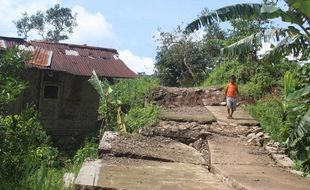 BPBD: 77 KK di Cianjur Mengungsi karena Pergerakan Tanah