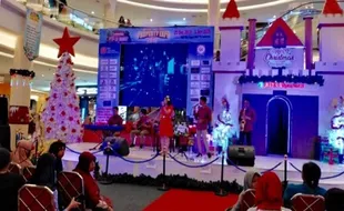 Pusat Perbelanjaan Purwokerto Diserbu Pengunjung di Hari Natal