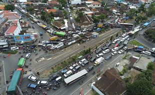 7 Tahun Lagi, Jalanan Solo Bakal Macet Total