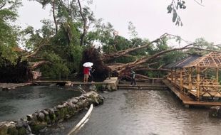 Masih Tutup, Perbaikan Umbul Manten Terkendala Cuaca dan Medan