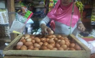 Naik Tiap Hari, Harga Telur Ayam di Boyolali Rp25.000/Kg