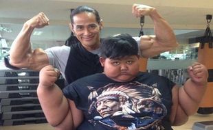 Sukses Bantu Turunkan 110 Kg Bobot Arya Permana, Ade Rai Disanjung