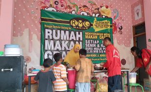 Inspiratif, Pasutri di Madiun Buka Rumah Makan Gratis Bagi Siapa Saja (Bagian 1)